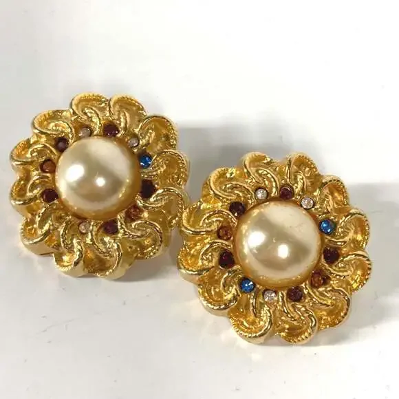 Chanel Vintage Earrings Gold-Tone Metal #207404C57B - Picture 7 of 7